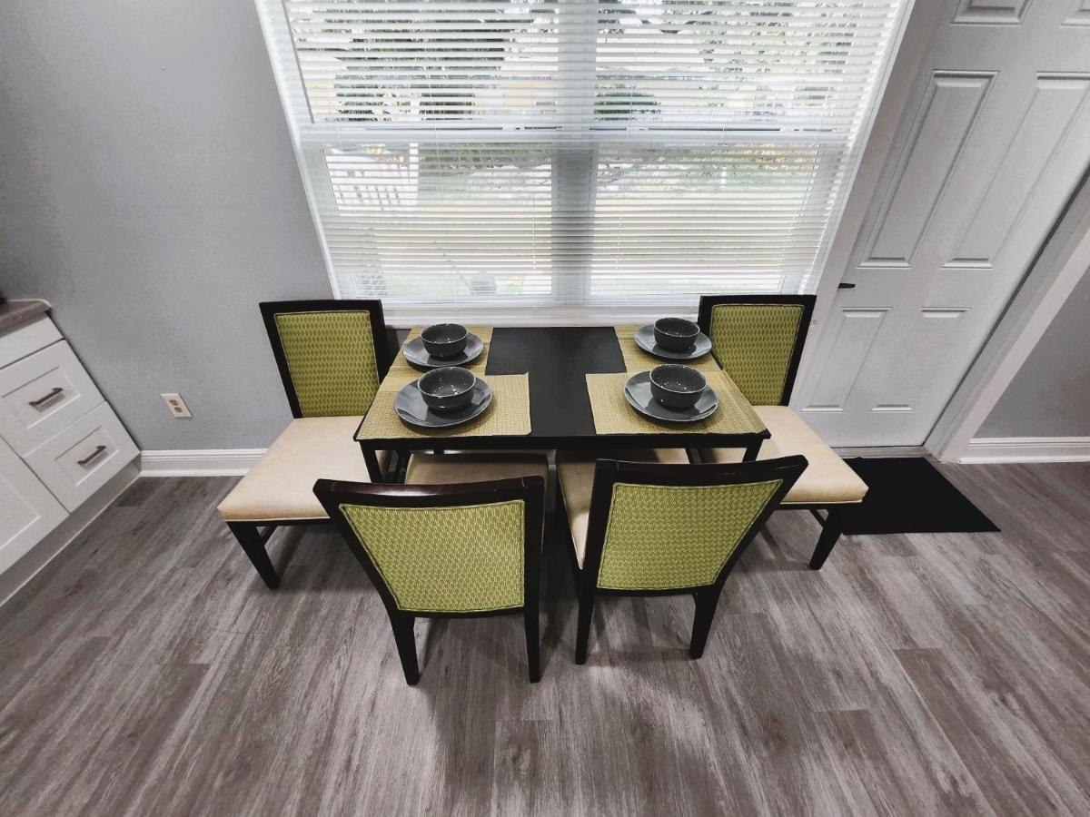 Cheerful Super Suite + 2 Queen + Sofa Bed Minutes From The Airport! Tampa Buitenkant foto